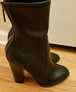 NEW Size 5 Leather Aldo Boots